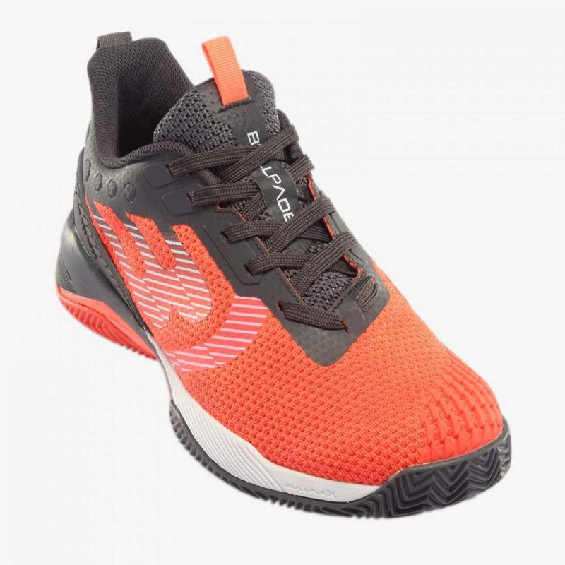 Zapatillas Bullpadel Juan Tello Vertex Grip 22I Calabaza Pádel Élite