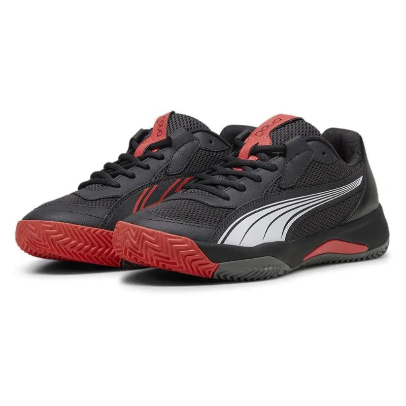 Zapatillas Puma Nova Court Gris Oscuro Negro Rojo Pádel Elite